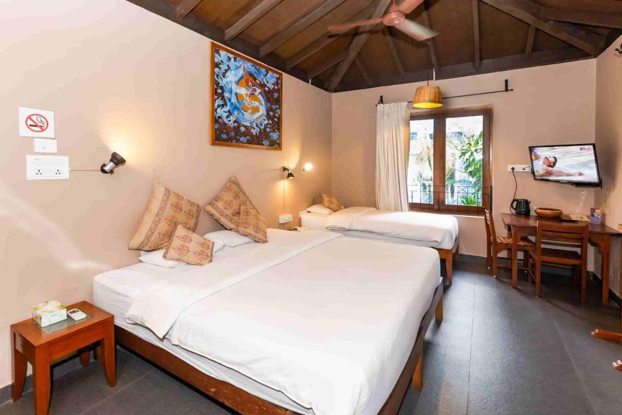 Fiesta Beach Resort Baga Kültér fotó