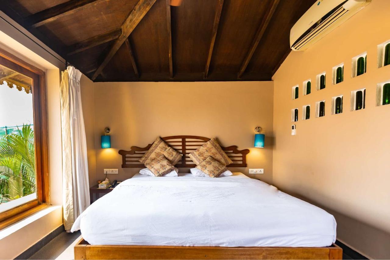 Fiesta Beach Resort Baga Kültér fotó
