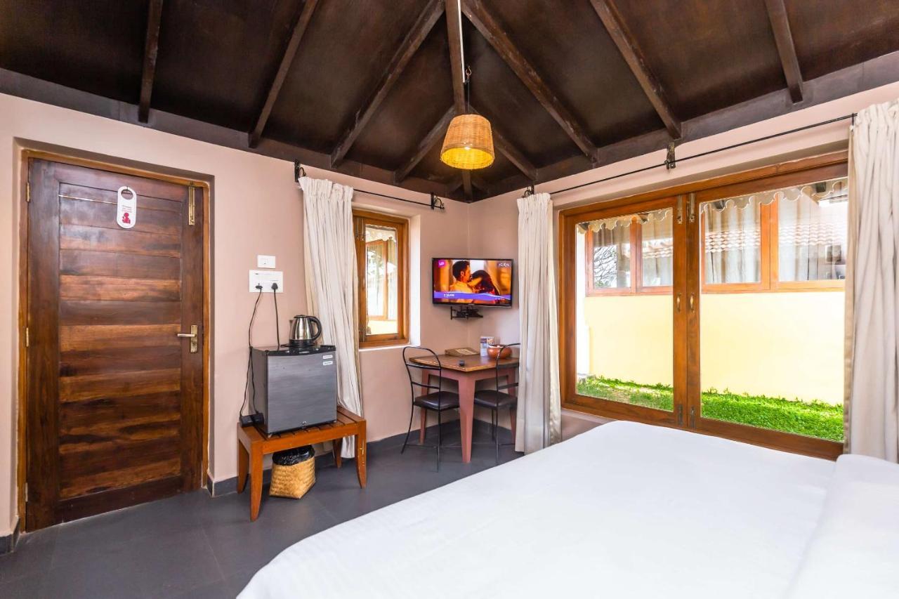 Fiesta Beach Resort Baga Kültér fotó